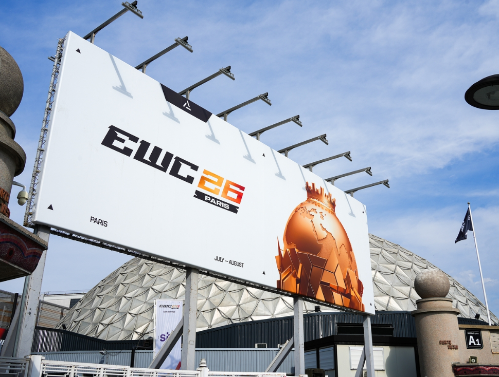 EWC 26 파리 전광판